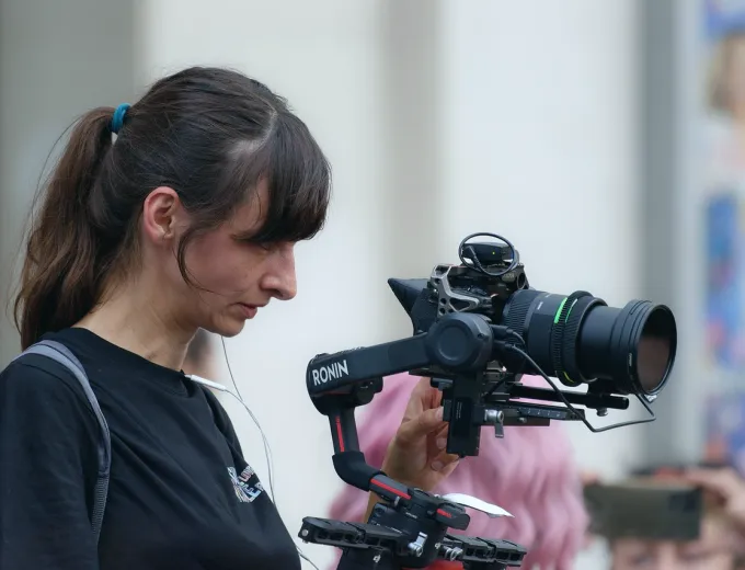 Tripod set-up for a to-camera piece